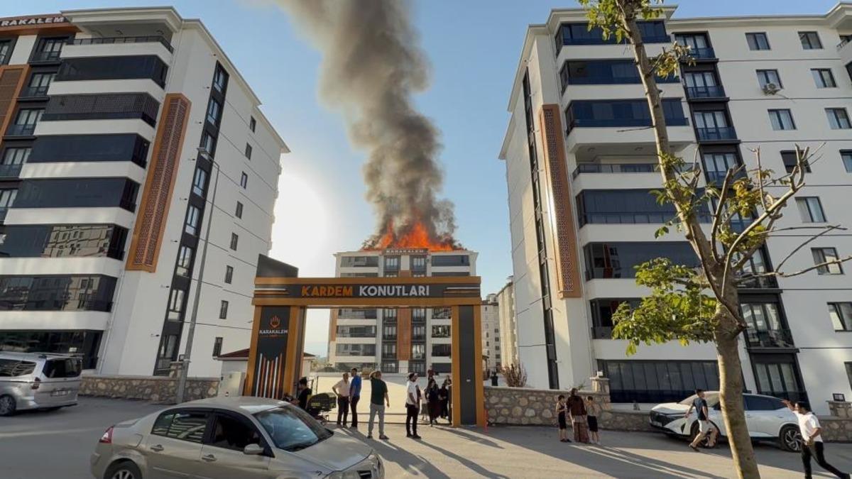 Çatı Yangını